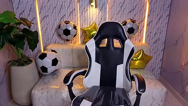 samantha tx  online show from 06-25-26, 05:12
