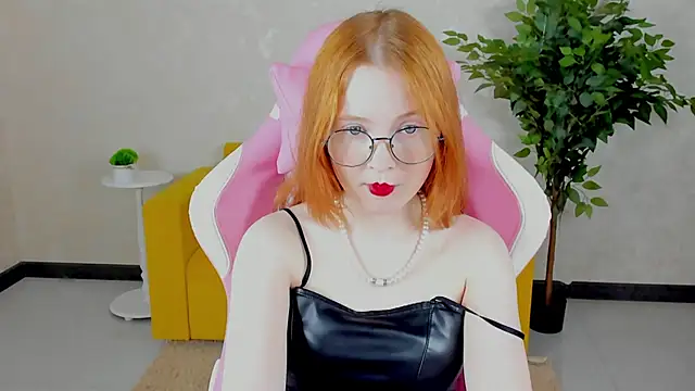 ari-kittyy online show from 06-13-26, 04:10