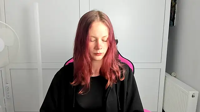 Skylar spring online show from 07-06-26, 05:59