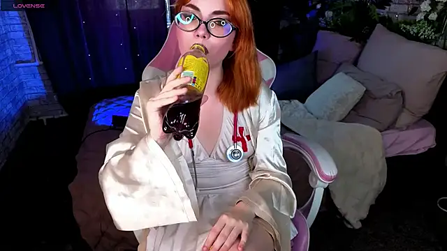 Velvet  Kiss online show from 07-28-26, 02:13