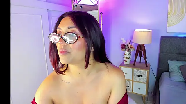 ginger honey  online show from 06-12-26, 01:21