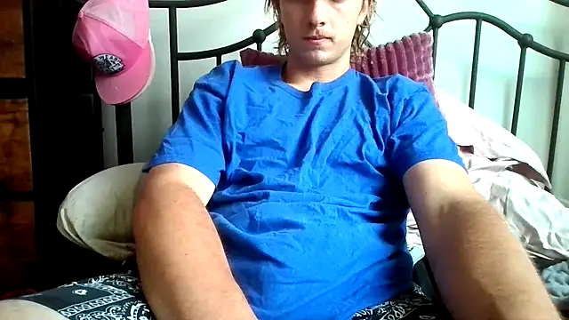 Snapshot of michaeljacobs12 chatting on 06-08-26, 09:59 michaeljacobs12 online show from 06-08-26, 09:59