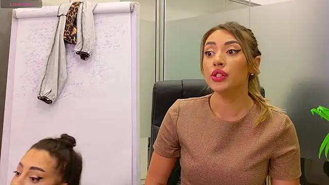 BabesGoWild online show from 03-10-25, 08:23