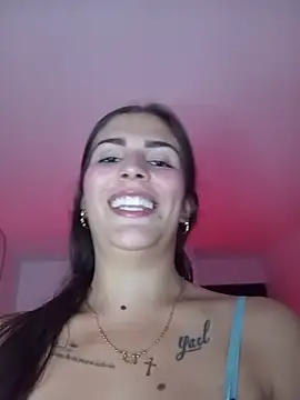 Snapshot of vero_nica1 chatting on 06-11-26, 07:28 vero nica1 online show from 06-11-26, 07:28
