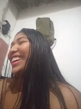 Snapshot of fer123H chatting on 06-15-26, 09:17 fer123H online show from 06-15-26, 09:17