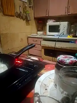 oksana72 online show from 09-28-25, 07:30