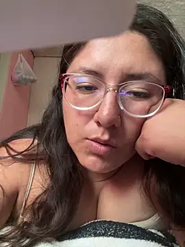 DirtyCerezita online show from 06-11-26, 07:23