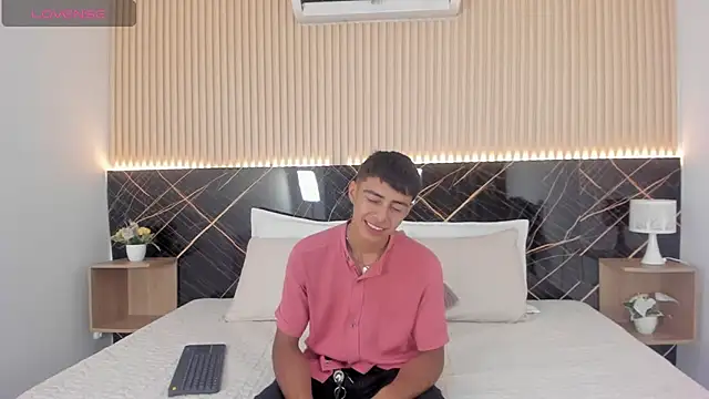 Bruno fox online show from 07-10-26, 07:16