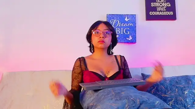 dhalya roses online show from 06-12-26, 03:00