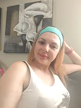 Milka Ray online show from 06-15-26, 03:36