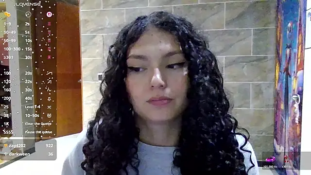 Diamond Curls online show from 07-28-26, 06:20