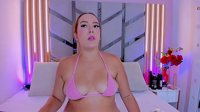 Victoria-Luxx online show from 06-19-26, 09:51