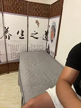 qujing002 online show from 07-26-26, 02:02