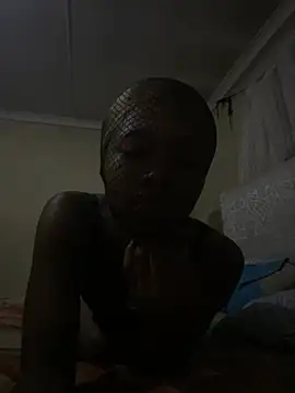 Snapshot of tamia_peterson chatting on 06-10-26, 06:18 tamia peterson online show from 06-10-26, 06:18