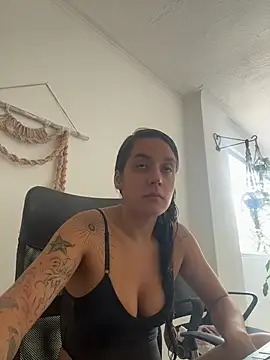 SOPHIA VELMONT online show from 06-23-26, 02:37