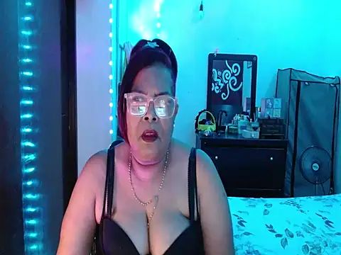 curvy 12 online show from 07-26-26, 12:56
