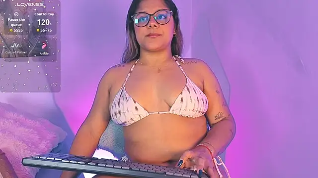 Chelseea bluey online show from 07-19-26, 04:22