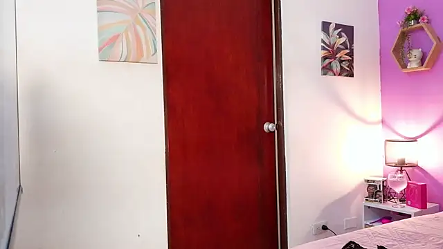 VALERY SCOTT  online show from 07-28-26, 08:34