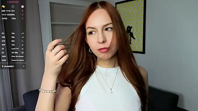 Snapshot of EvelyneBasse chatting on 06-13-26, 09:35 EvelyneBasse online show from 06-13-26, 09:35