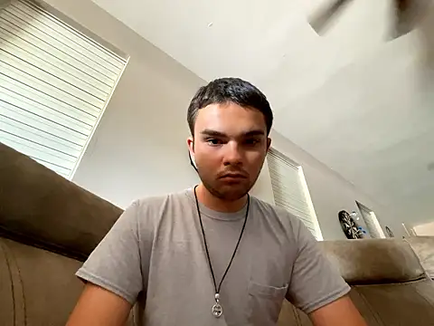 calrodriguez27 online show from 06-12-26, 05:12