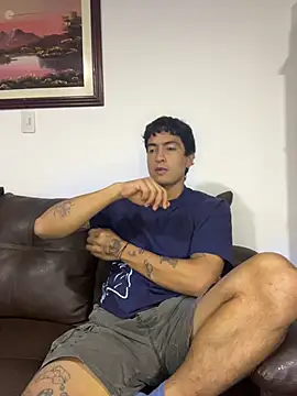 Crisloverrr online show from 07-14-26, 11:43