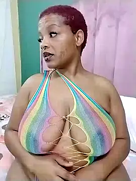 SweetestBootyXxX online show from 07-25-26, 04:54