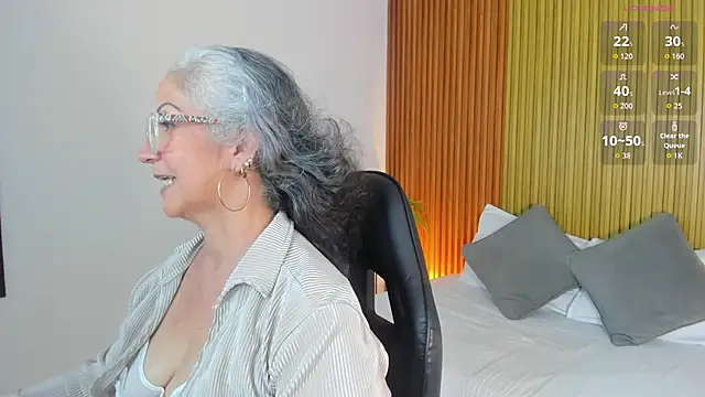 catalina villan online show from 07-03-26, 07:09