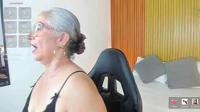 catalina villan online show from 07-11-26, 06:54