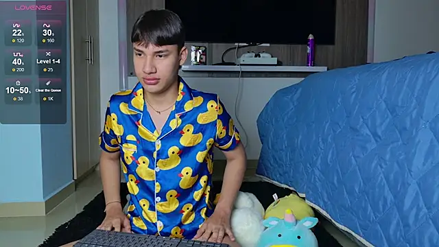 Angel  TheKing online show from 06-17-26, 02:25