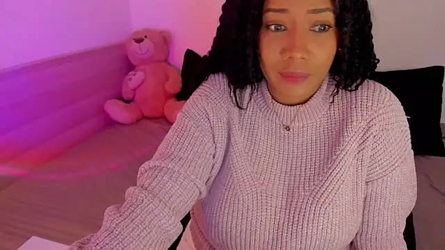 Snapshot of NicolePasqualott chatting on 11-15-25, 08:38 NicolePasqualott online show from 11-15-25, 08:38