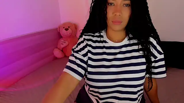 Snapshot of NicolePasqualott chatting on 11-18-25, 07:29 NicolePasqualott online show from 11-18-25, 07:29