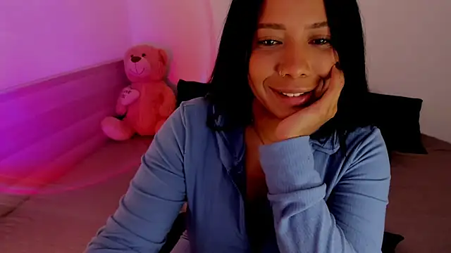 Snapshot of NicolePasqualott chatting on 11-24-25, 09:14 NicolePasqualott online show from 11-24-25, 09:14