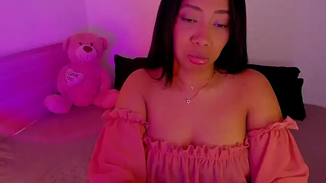 Snapshot of NicolePasqualott chatting on 12-04-25, 09:34 NicolePasqualott online show from 12-04-25, 09:34