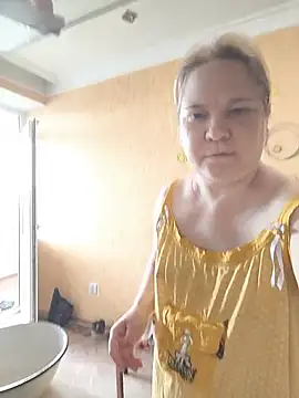 -ELLILOVE- online show from 06-14-26, 07:54