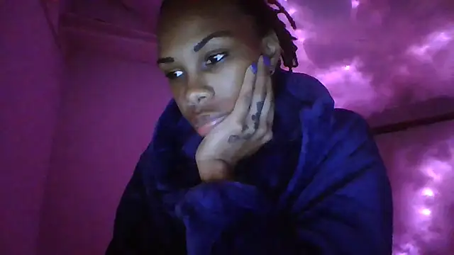 Snapshot of Opal_Rainbow chatting on 11-19-25, 04:01 Opal Rainbow online show from 11-19-25, 04:01