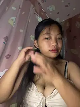 -Mymy  online show from 07-23-26, 11:02