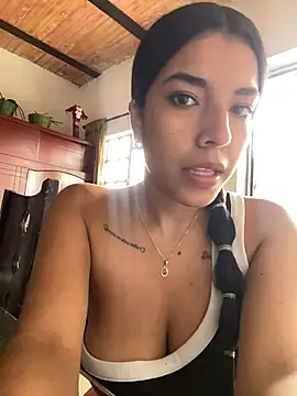 Lia-Rousee online show from 06-16-26, 06:54