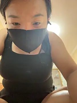 xiaomaomi066 online show from 06-20-26, 12:58