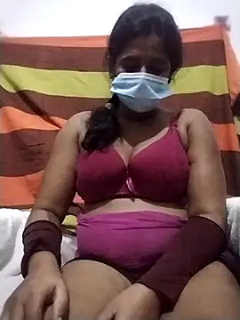perera74064 online show from 06-18-26, 05:17