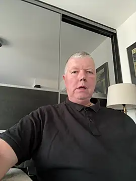 Snapshot of cumboy chatting on 05-02-26, 10:53 cumboy online show from 05-02-26, 10:53