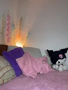 Snapshot of ChloeCollins__ chatting on 07-26-26, 02:02 ChloeCollins online show from 07-26-26, 02:02