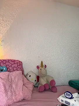 Snapshot of ChloeCollins__ chatting on 07-29-26, 01:31 ChloeCollins online show from 07-29-26, 01:31