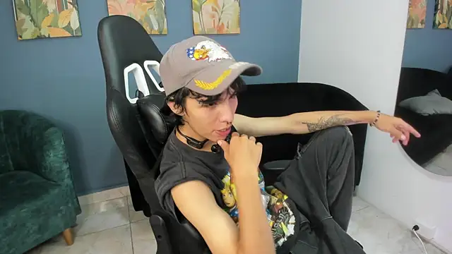 justin twink20 online show from 07-29-26, 12:47