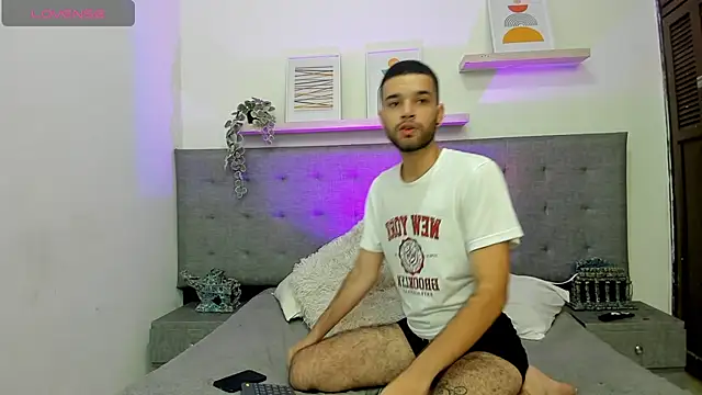 elliot flame online show from 06-24-26, 02:49