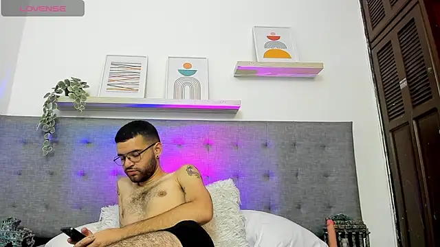 elliot flame online show from 06-28-26, 06:30