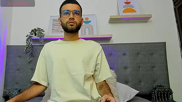 elliot flame online show from 06-29-26, 03:34