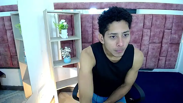 MatheoCock online show from 06-19-26, 07:17