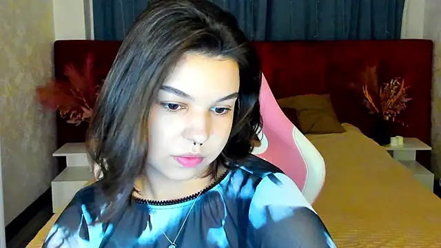 Jasmine Burke online show from 07-19-26, 01:09