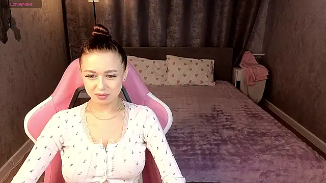 NicoleRossss online show from 07-19-26, 09:35