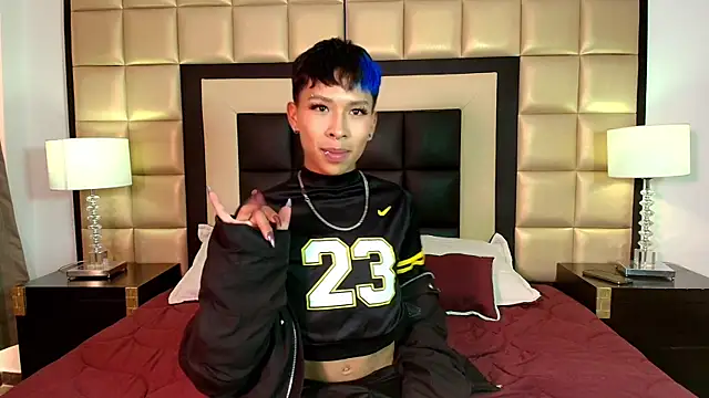 neoxangel69 online show from 06-25-26, 08:35